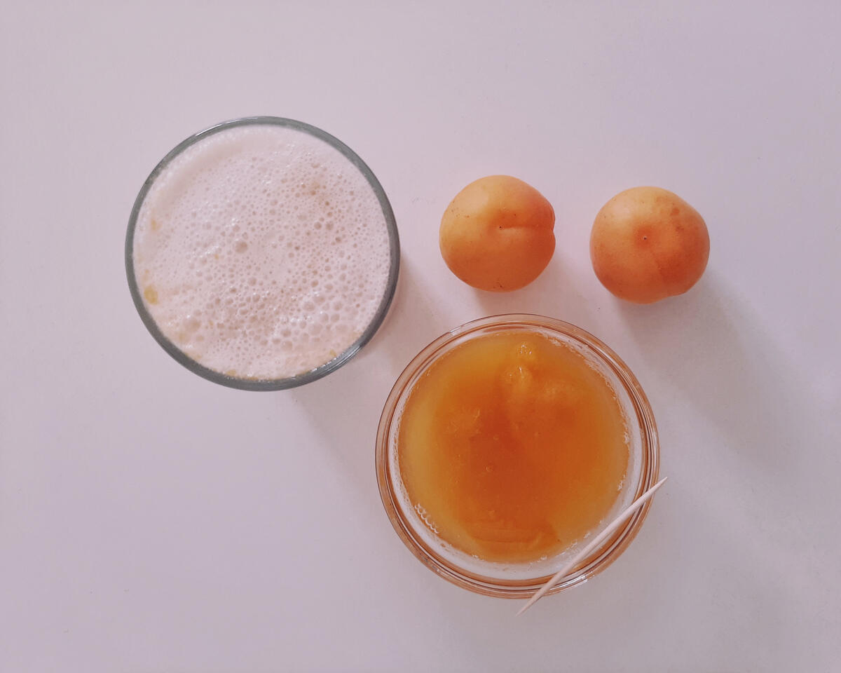 Sárgabarackos krémkávé mandulatejjel