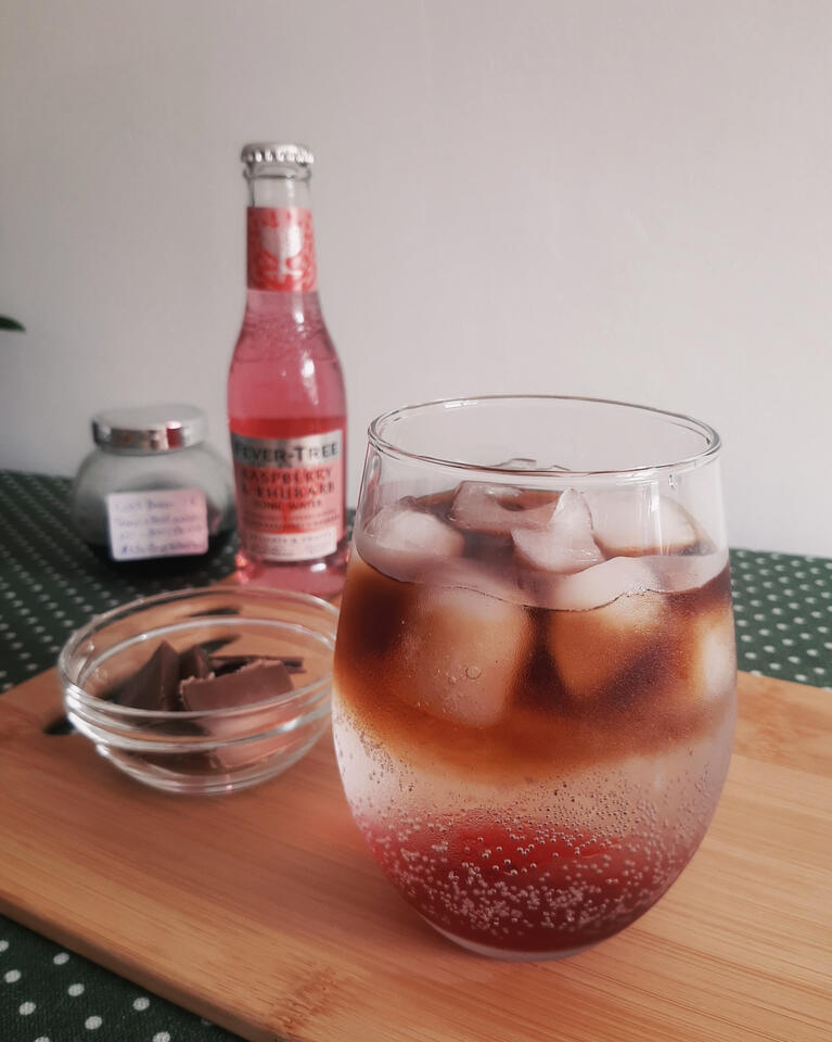 Velvet Cold Brew tonik cseresznyés csokival